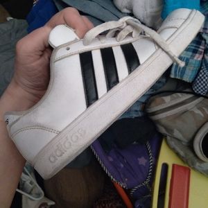 Az 5 boys addidas euc